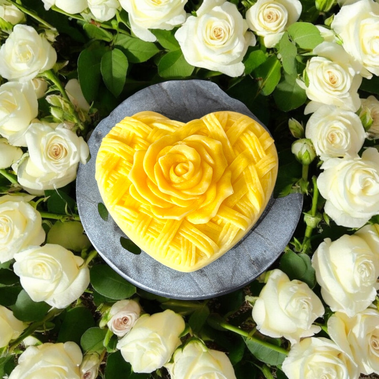 Golden Rose Heart Tallow cake 50g approx